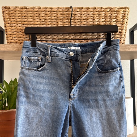 Good American Good Legs Mid-Rise Distressed Skinny Ankle Jeans, 8 / 29 - Picture 6 of 8